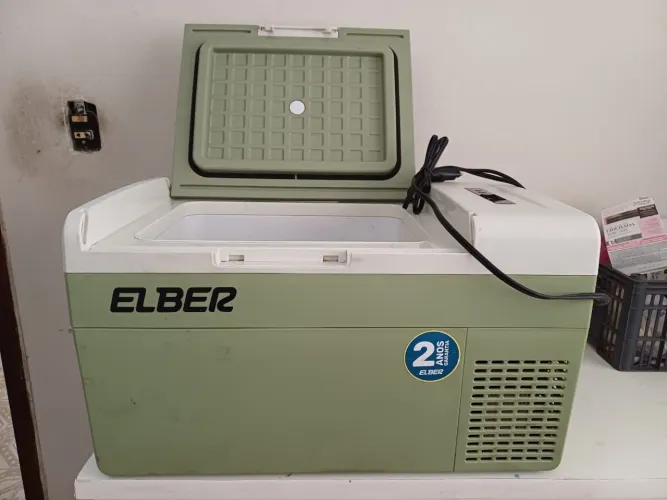 Geladeira Portátil Elber 20 Litros New Green