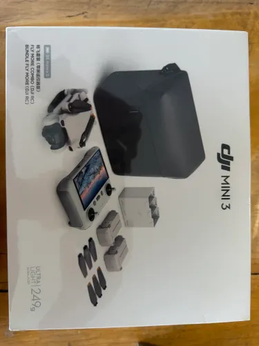 Drone dji mini 3 combo Lacrado