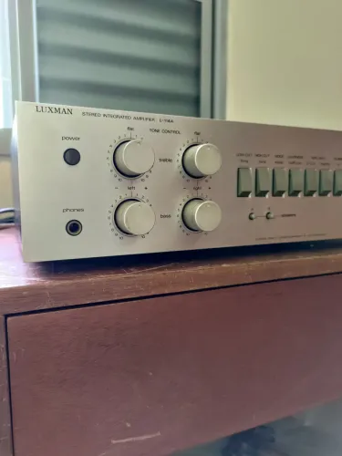 Amplificador integrado Luxman
