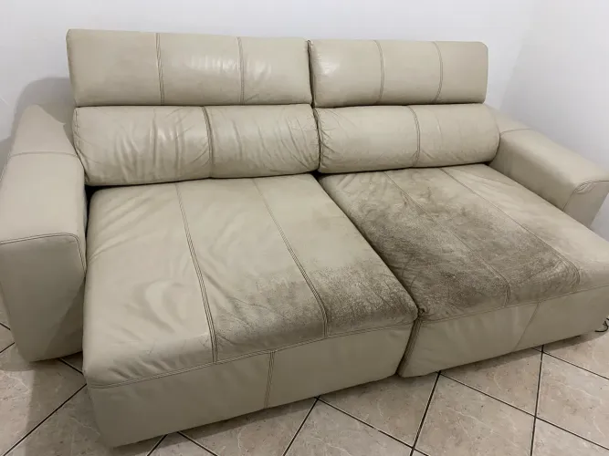 Vendo sofá retrátil de couro