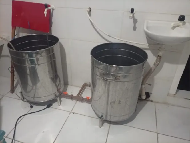 VENDE- SE MAQUINARIA DE AÇAÍ COMPLETA 