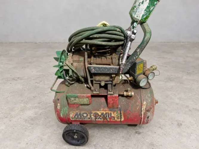 Compressor Motomil 2 HP ? R$ 500