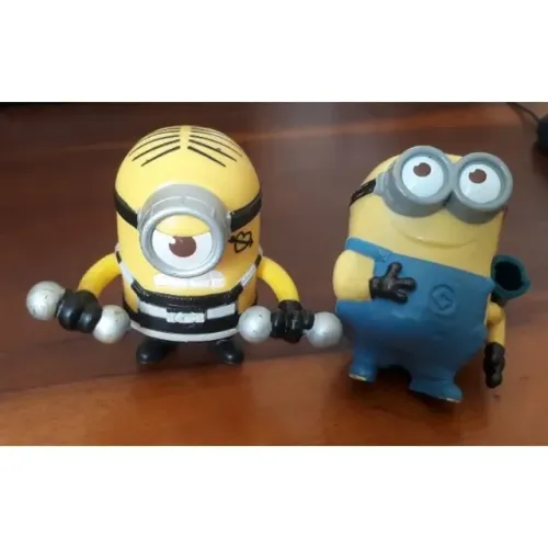 Minion Peso Pesado Prisioneiro Mcdonald's + Minion com Bazuca de Tinta e Apito (quebrado)