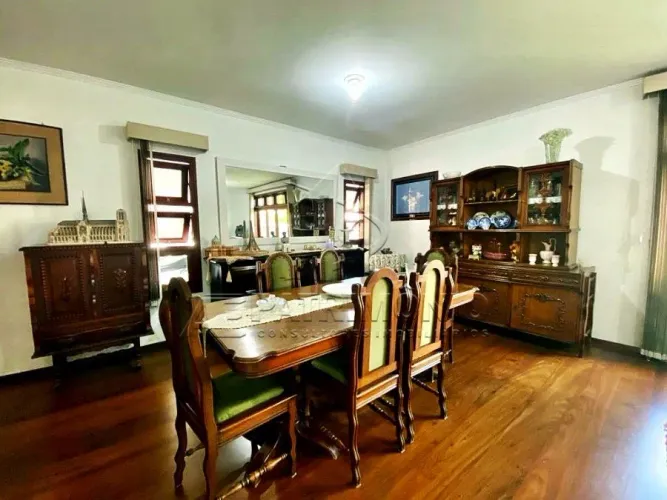 CASA EM CONDOMINIO,5 Dormitorio(s) bairro Árvore Grande VILLAGE D AVIGNON