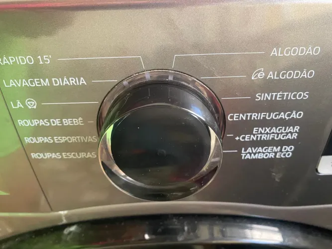 MÁQUINA DE LAVAR EM ÓTIMO ESTADO