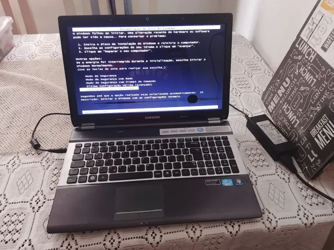 Notebook Samsung Intel i5 4gb com defeito