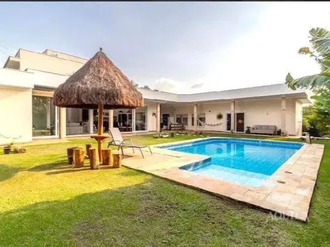 CASA TÉRREA 285M² - 3 SUÍTES - PISCINA - AMPLO QUINTAL - CONDOMÍNO VALE DO LAGO - SOROCABA