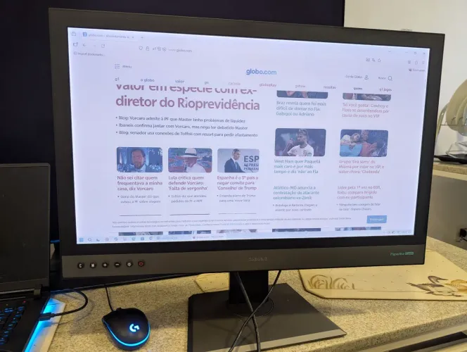 Monitor E-ink Dasung Paperlike Color Revolutionary 33hz