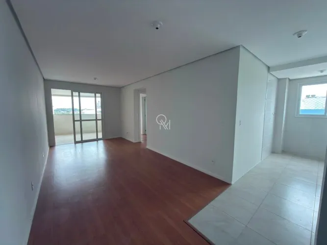 Apartamento com suíte e sacada gourmet no bairro Vila Verde