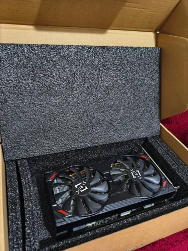 Placa de vídeo AMD Radeon RX 5500 XT 8gb GDDR6 Nova na caixa/ parcelo até 18x no cartão