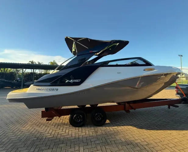 Lancha NX250 Open