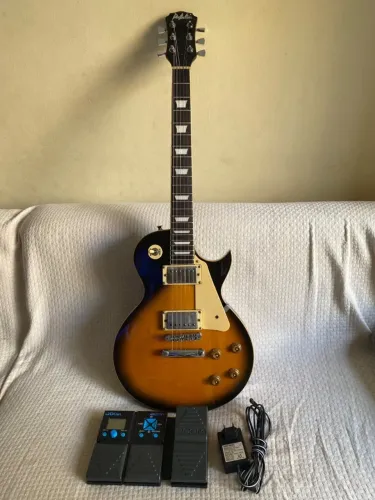 Guitarra Dolphin Les Paul + Pedaleira Zoom G1Xon