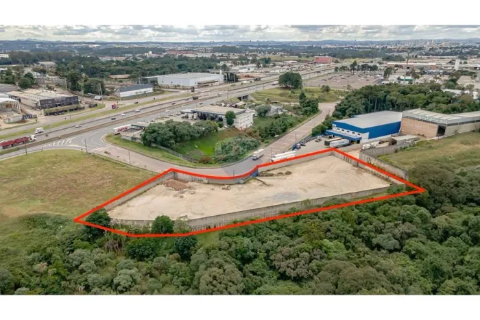 Terreno comercial com 7.500m² ao lado do CEASA BR 116 para locação