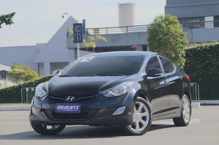 Hyundai Elantra 2.0 16V Flex Aut. 2012