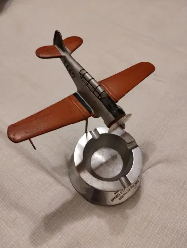 Miniatura Avião North American T-6