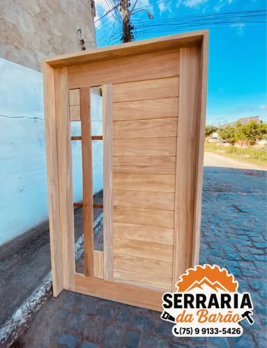 PORTAS E JANELAS MODELO DOIS VIDROS RETOS COM DETALHE 