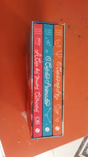 Box castelo animado: livros