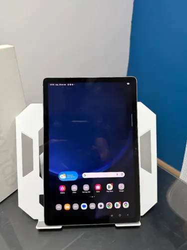 Tablet Samsung Galaxy Tab S9 FÉ - Ram 6GB-128 GB ARMAZENAMENTO - Tela 10,9 Polegadas