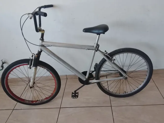 Bicicleta de Alumínio