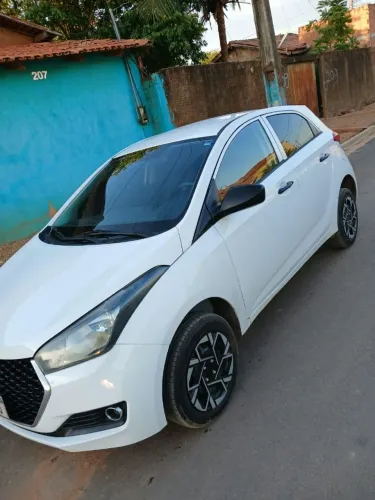 Hyundai HB20 Unique 1.0 Flex 12V Mec. 2019
