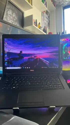 Notebook Dell latitude Core i5 7* 12GB DDR4 256GB Ssd (zero)