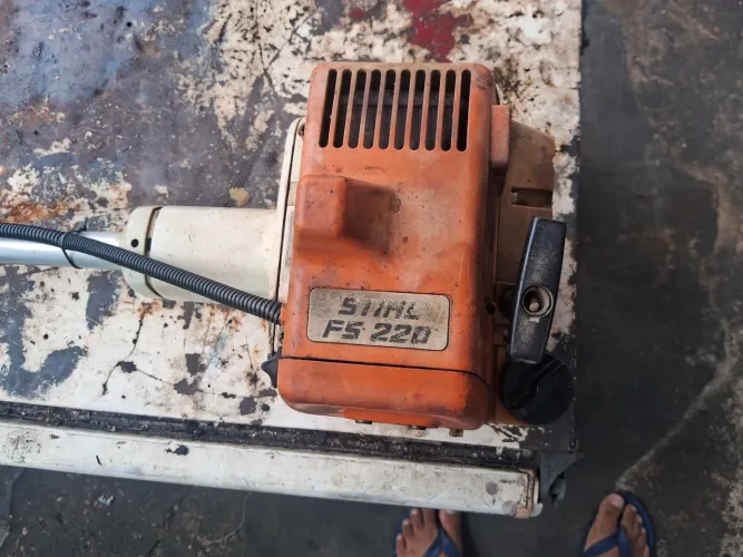 Roçadeira sthil 220 original