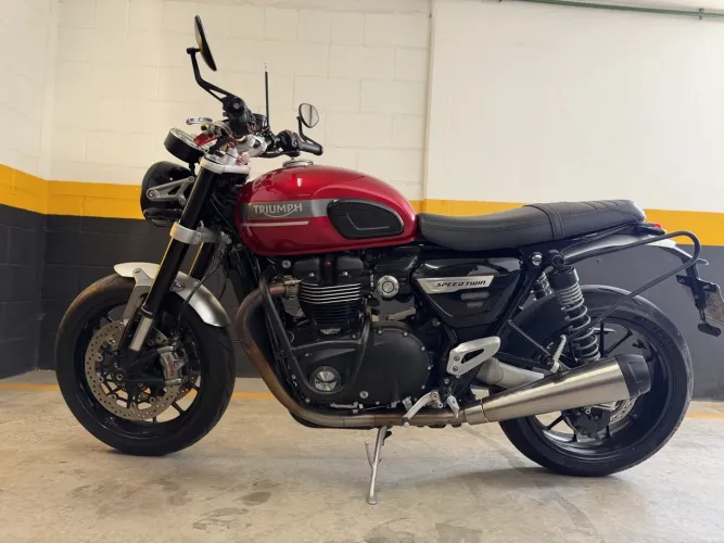 Triumph Speed twin 1200cc 2023