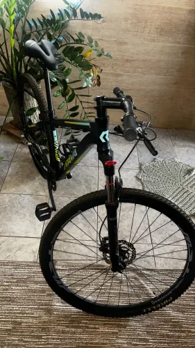 BIKE RAVA PRESSURE ARO 29 - SHIMANO DEORE XT - EXCELENTE ESTADO