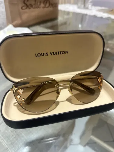 Óculos de Sol Louis Vuitton Z0051U + Estojo