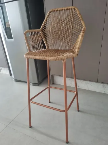 Banqueta alta nova