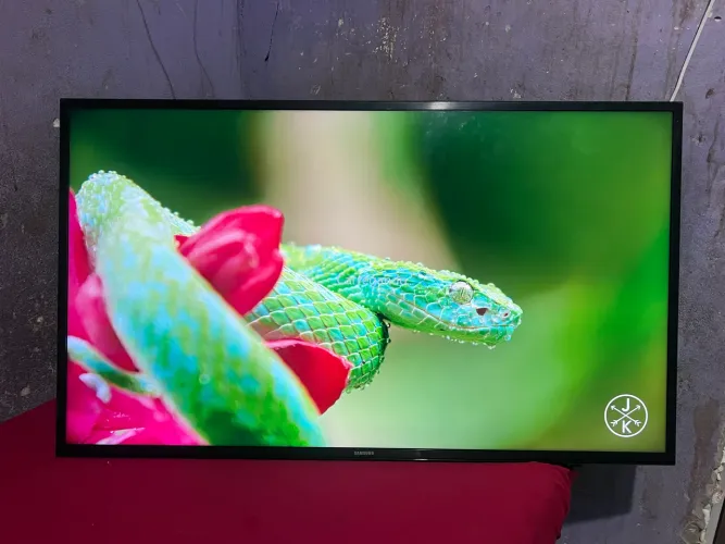Smart Tv Samsung 4K 43 Polegadas Perfeita!!!
