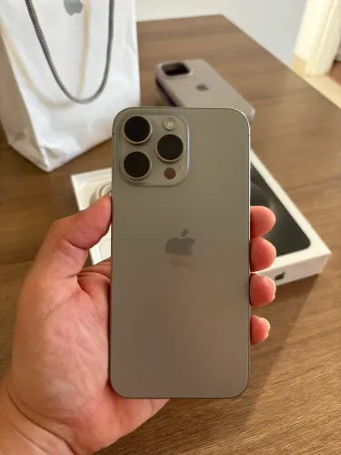 IPHONE 15 PRO TITANIUM