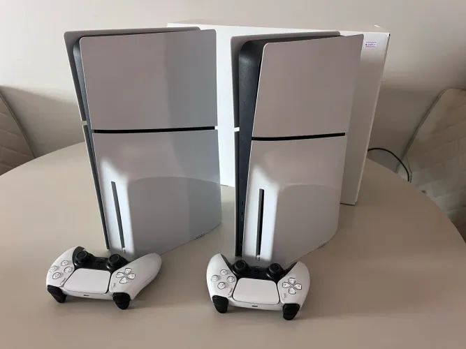 PS5 Slim de 1tb com leitor!