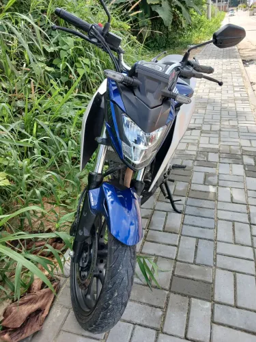 Cb 300f 2025 2026 novinha zap * Francisco