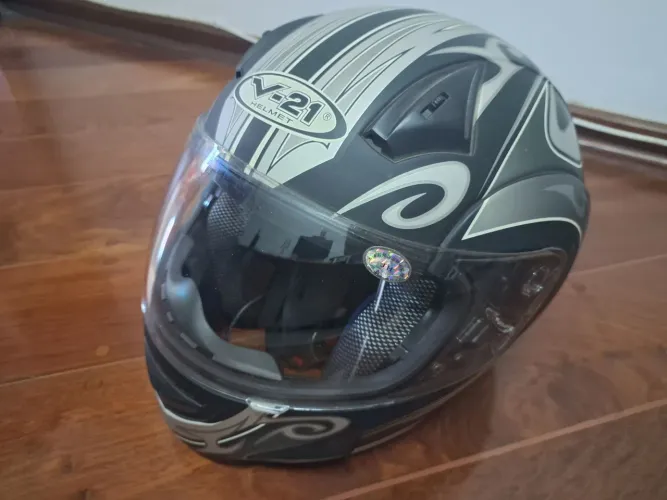 Capacete V-21 60cm