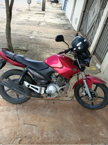 Vendo essa moto muito boa só transferir