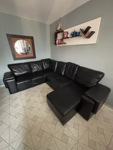 Vendo Sofá de Canto de Couro!!