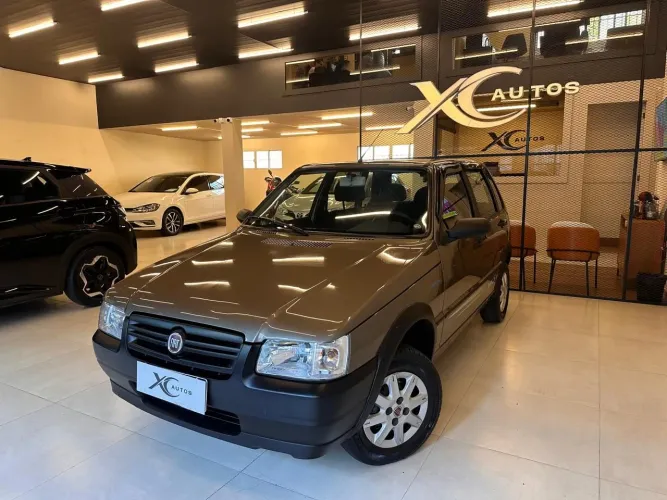 Fiat Uno Mille Celeb. WAY Econ. 1.0 F.flex 4P 2010