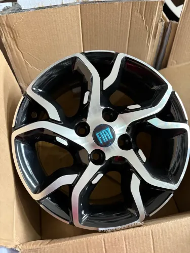Jogo de rodas 14 novas modelo Fiat 