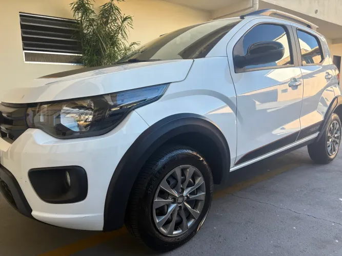 Fiat Mobi Trekking 1.0 Flex 5P 2025