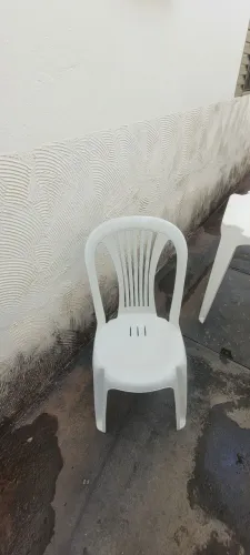 Cadeira plastica bistro