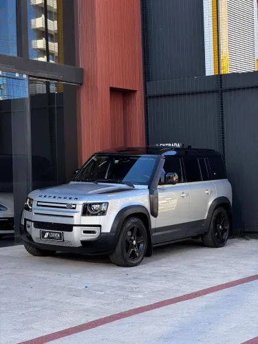 Land Rover Defender 110 2.0 Turbo SE SI4 AUT 2021
