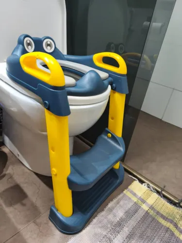 Assento Redutor Infantil com Escadinha Dobrável para Vaso Sanitário