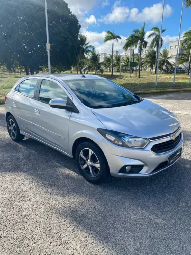 Chevrolet Onix Hatch LTZ 1.4 8V Flex Aut. 4P 2017