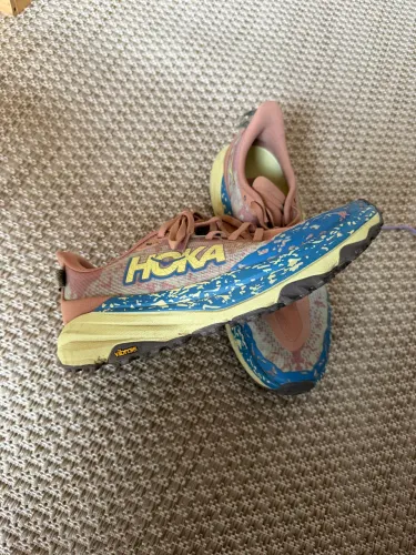 Tênis Hoka Speedgoat 7