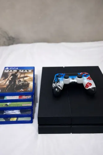 Ps4 500gb controle e jogos