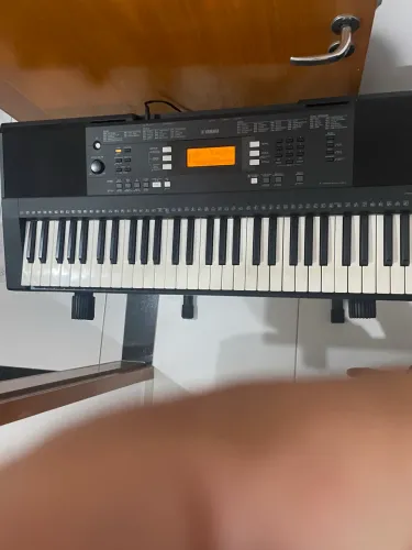 Teclado Yamaha 343 + fonte