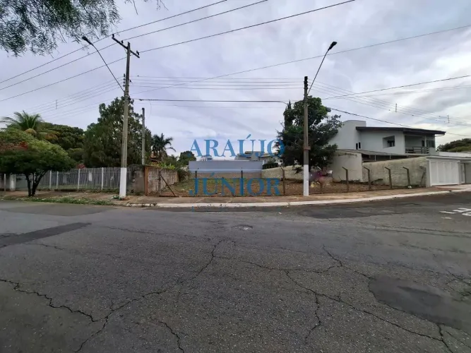 Terreno comercial de 782m² para locação em Americana-SP, Parque Residencial Nardini: aprov