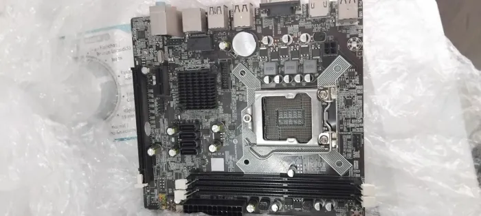 Placa mãe Goldentec GT-H81 (Socket LGA 1150, suporte para 4ª geração Intel) 