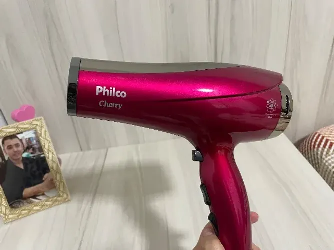 Vendo kit Philco em ótimo estado de conservação.